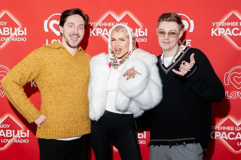 «Красавцы +1»: Ханна в утреннем шоу Love Radio